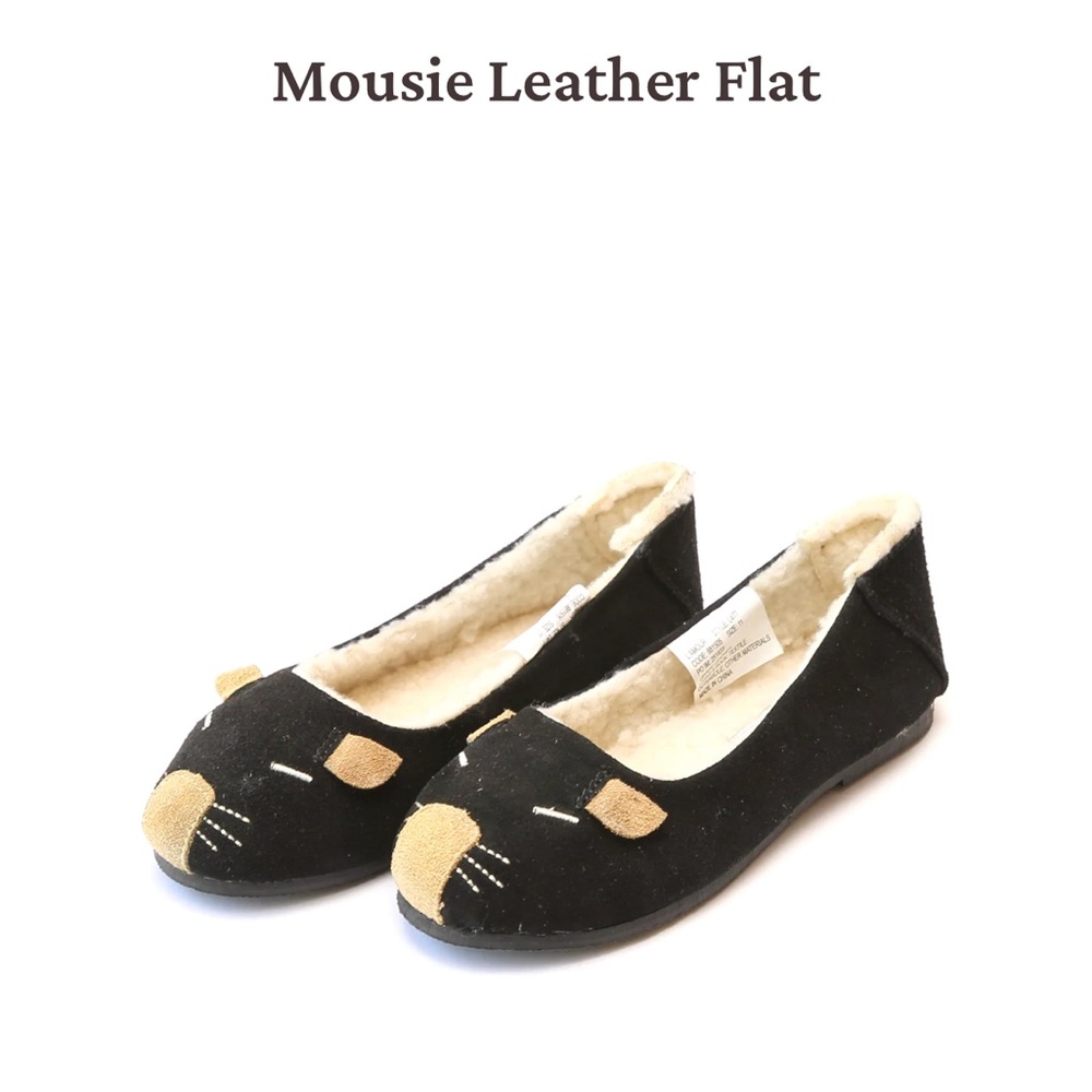 Brand: L’ Amour. Upper Suede leather. Fleeced lining. Size: Toddler 11. NWT.